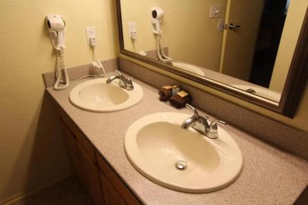Crown Point Resort, By Vri Americas - 47