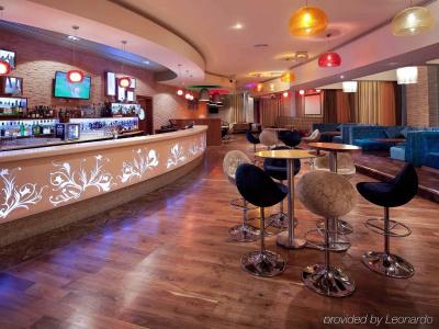 Ibis One Central - 16
