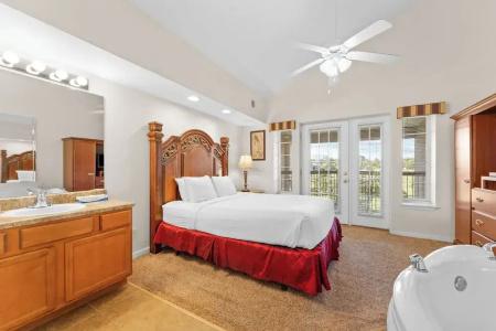 Grand Crowne by Capital Vacations - 93