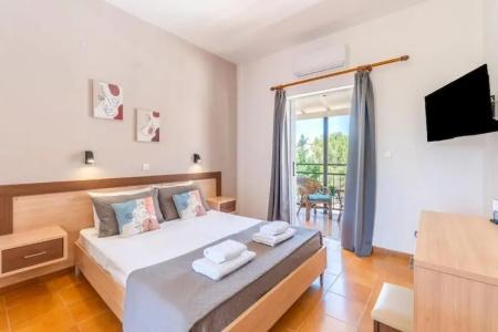 Sandy Beach Studios - 124