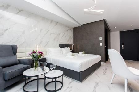 Crystal villas & suites - 19