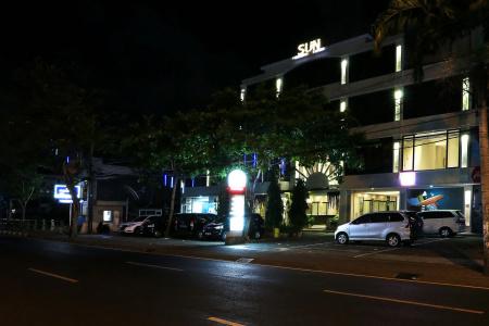 Sun Boutique - 0