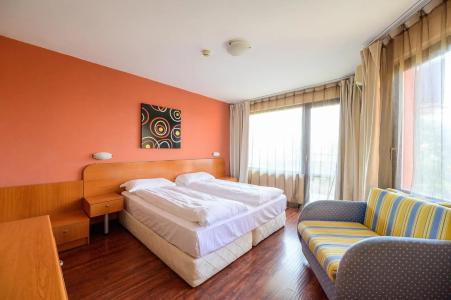 Royal Beach - 31