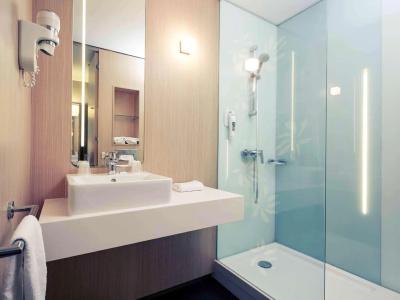 Mercure Valenciennes Centre - 45