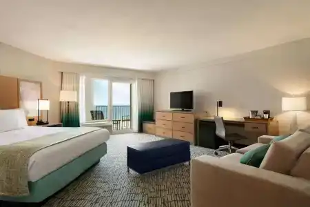 Surfbreak Oceanfront, Ascend Collection - 3