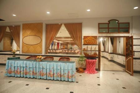 Boon Siam - 8