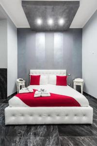 Bella Napoli Suites - 31
