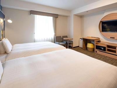 Comfort Suites Tokyo Bay - 6