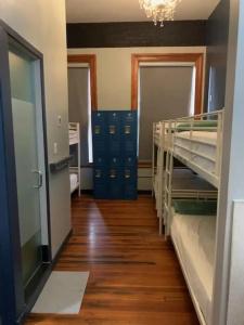 Q4 and Hostel - 30