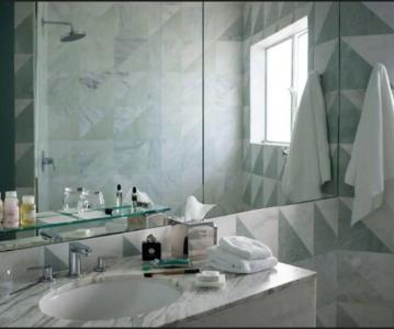 Avalon Beverly Hills, a Member of Designs - 8