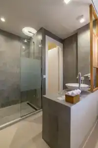 Bluetopia Suites - 28