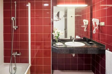 Aqua Montagut Suites 4*Sup - 48
