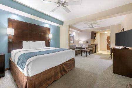 Best Western Plus Suites - 40