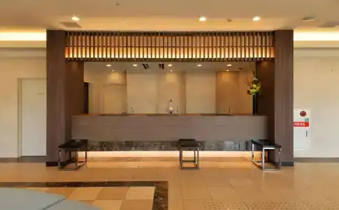Almont Naha Omoromachi - 1