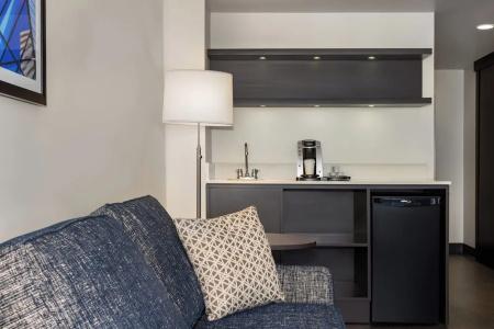 Holiday Inn Downtown Centre By Ihg - 36