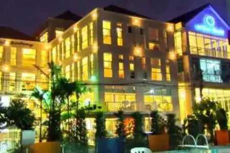 N Siri Resort & - 0