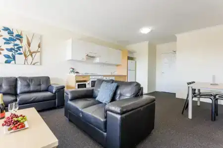 Perth Ascot Central Apartment - 35