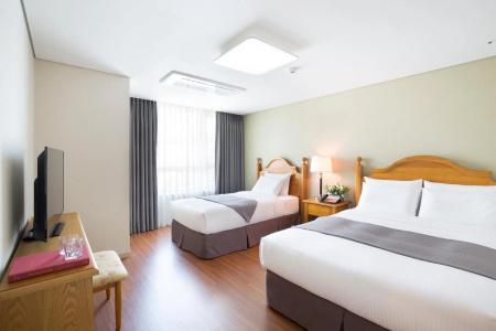 Crown Harbor Busan - 96