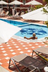 Marietta's Resort - 9
