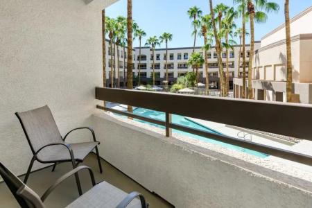 Hilton Phoenix Airport - 41