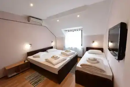 Apartments & Accommodation Stojic - 51