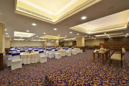 Ramada Plaza Chennai - 16