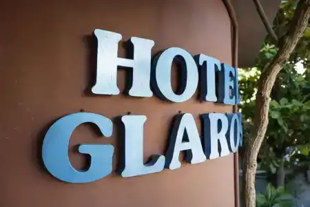 Glaros - 18