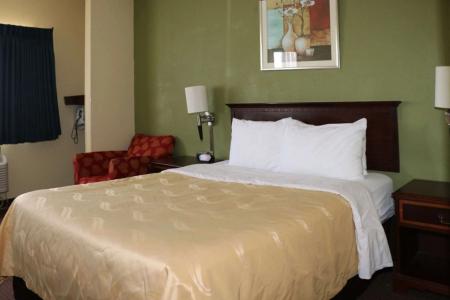 Quality Inn East Evansville - 31