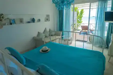 Green Gallery Beach Boutique - 92
