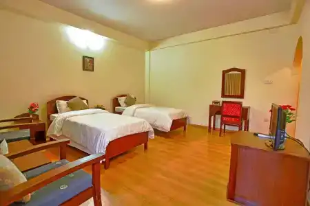 Crown Himalayas - 28