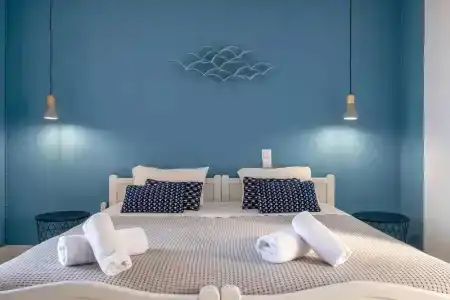 Pefkides Aegina Boutique - 48