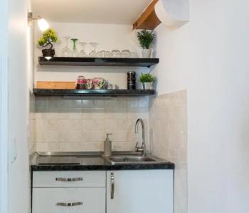 Ivana - 40