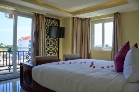 River Suites Hoi An - 84