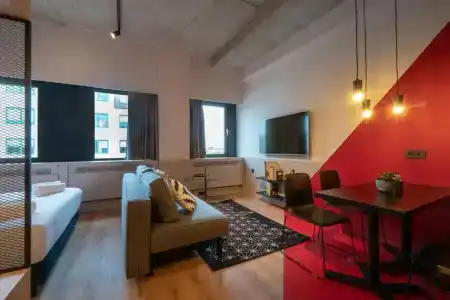 Via Suites - 22