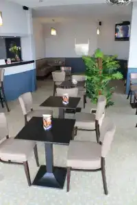 Le Pavillon - 12