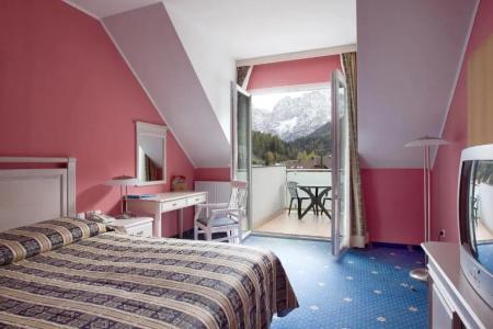 Ramada & Suites Kranjska Gora - 34
