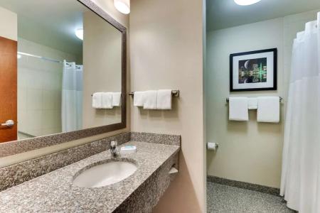 Drury Inn & Suites Orlando near Universal Orlando Resort - 57