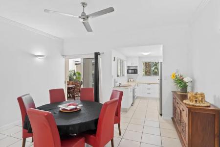 Cairns City - 111