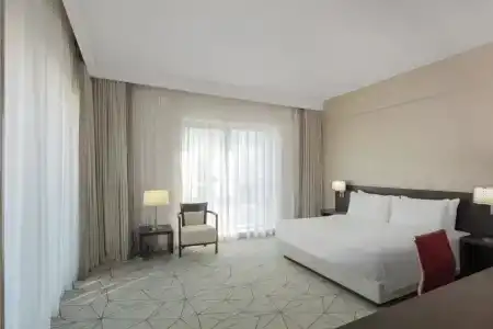 Hyatt Place Dubai Jumeirah Residences - 4