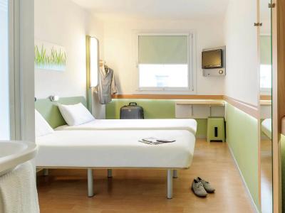 ibis budget Düsseldorf Airport - 3