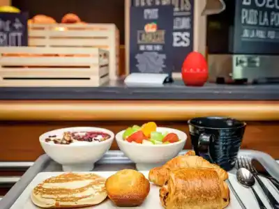 ibis Orleans Centre Gare - 11