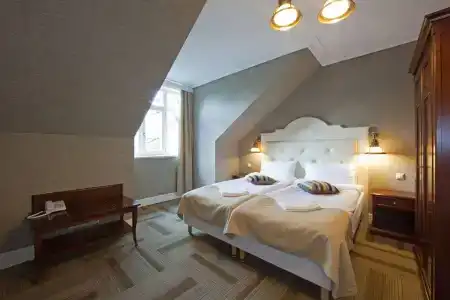 Skrunda Manor - 1