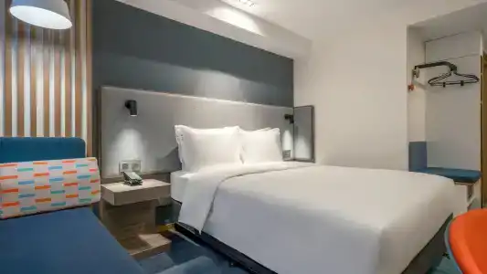Holiday Inn Express Qingdao City Center, An Ihg - 4