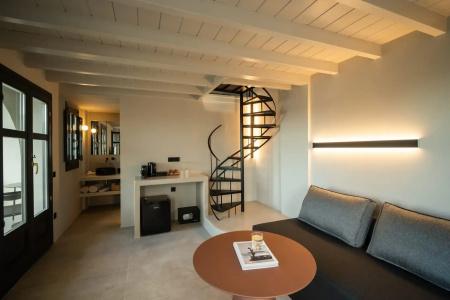 Black Diamond Suites - 26