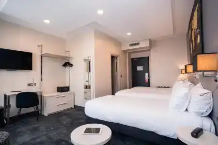 Hôtel Univers - 41