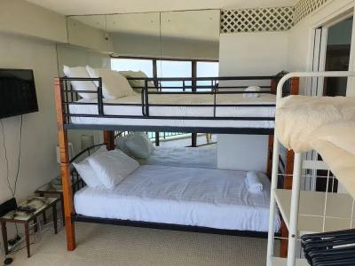 Burleigh Esplanade - 2
