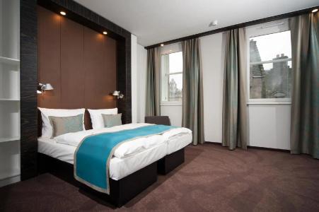 One Edinburgh-Royal - 26