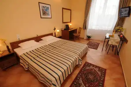 Budapest Museum Central - 14