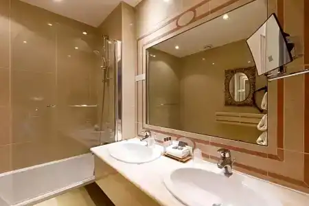 Best Western Premier Grand Monarque & Spa - 50