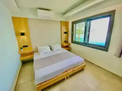 Ostria - 2
